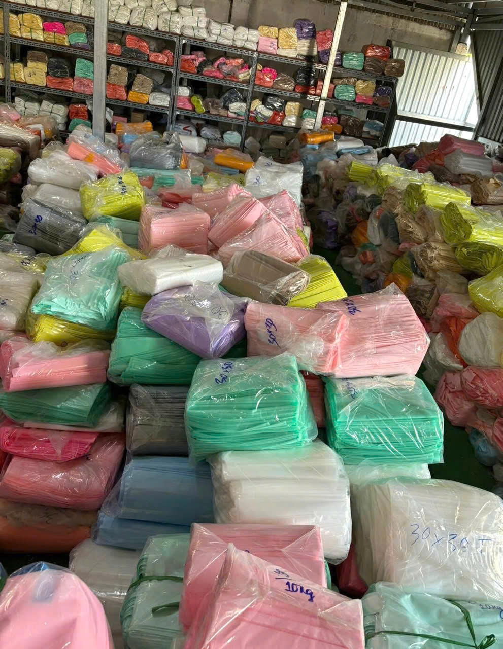 In bao bì ni lông lấy nhanh in gấp từ 100 túi, giao đúng hẹn 100%